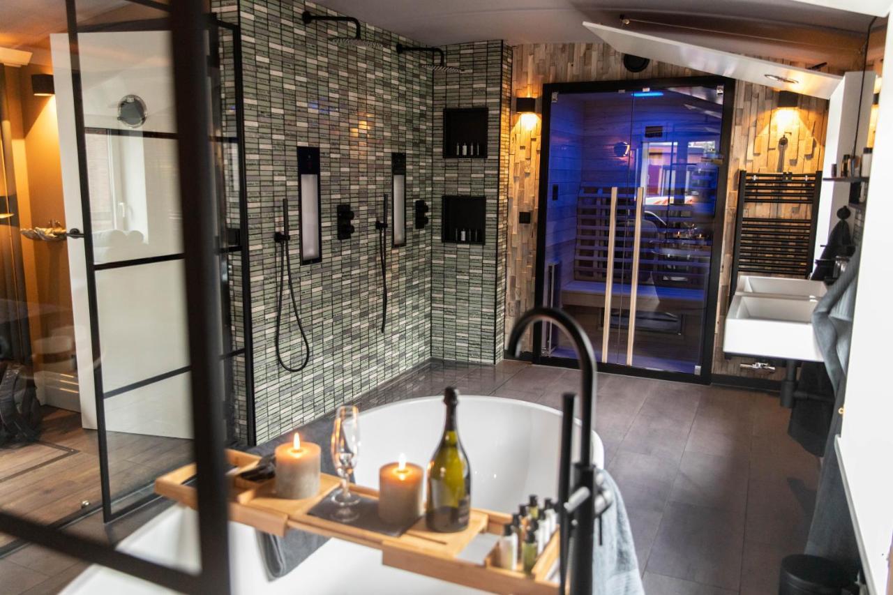 Wellnessboat De Michiel De Ruyter Hotel Хронинген Екстериор снимка