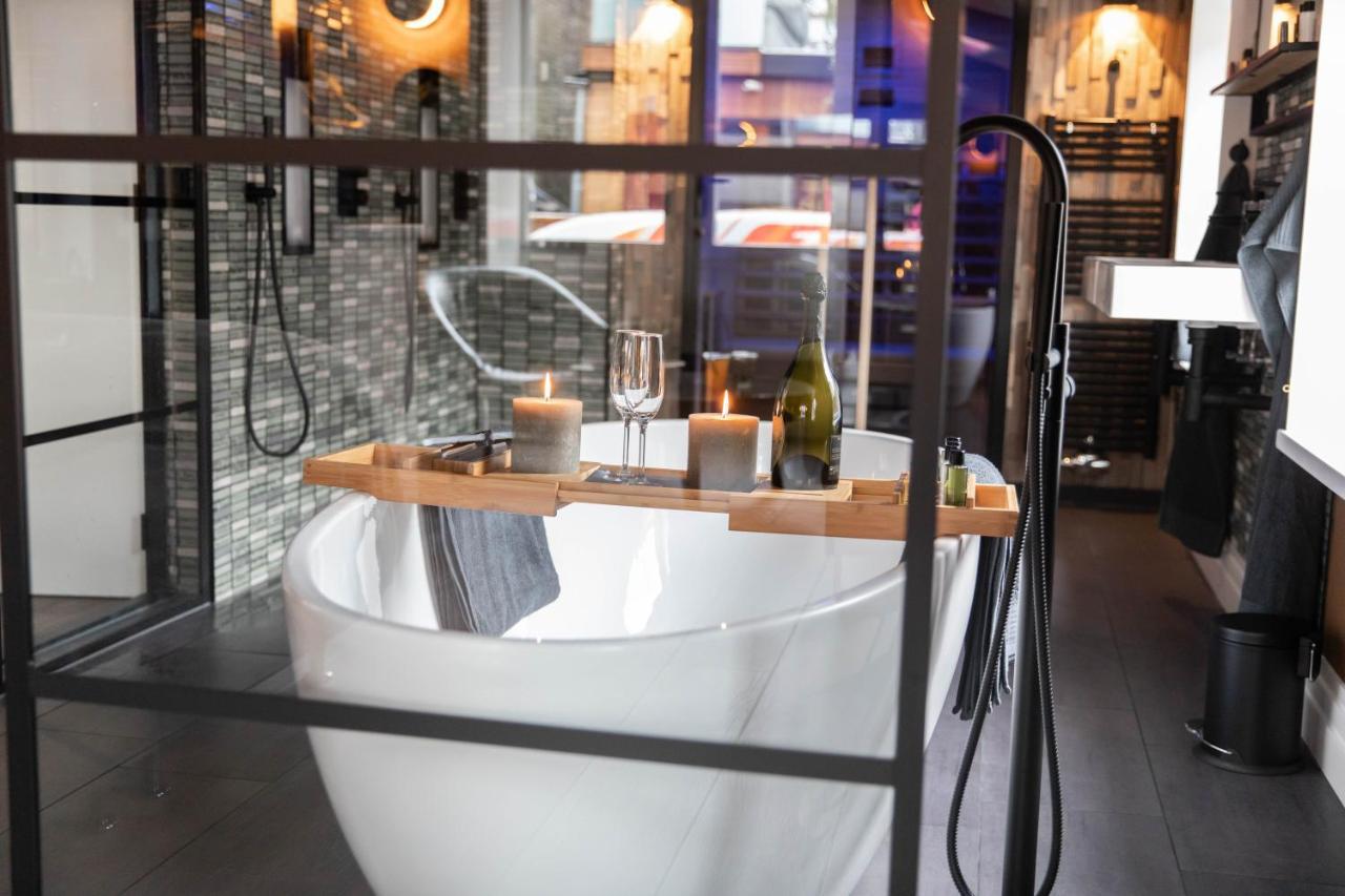 Wellnessboat De Michiel De Ruyter Hotel Хронинген Екстериор снимка